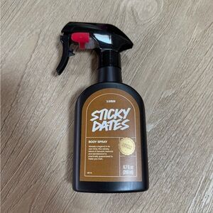 LUSH Sticky Dates Body Spray
